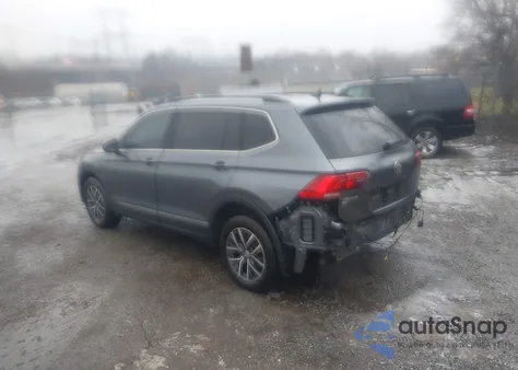 2020 Volkswagen Tiguan 2.0T Se/2.0T Se R-Line Black/2.0T Sel from USA, damaged, VIN 3VV2B7AX0LM034076